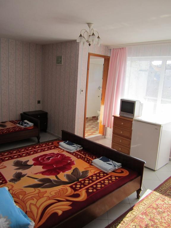 Central Guesthouse Nesebar Esterno foto